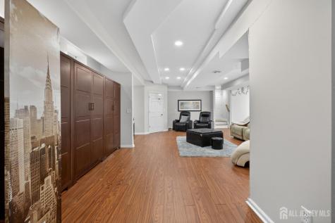 32 Liedtke Drive Cranbury NJ 08512