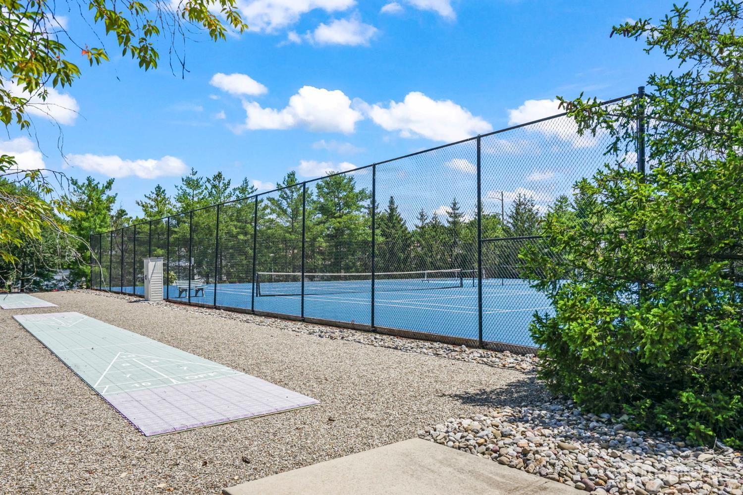 37 Vineyard Court Monroe NJ 08831