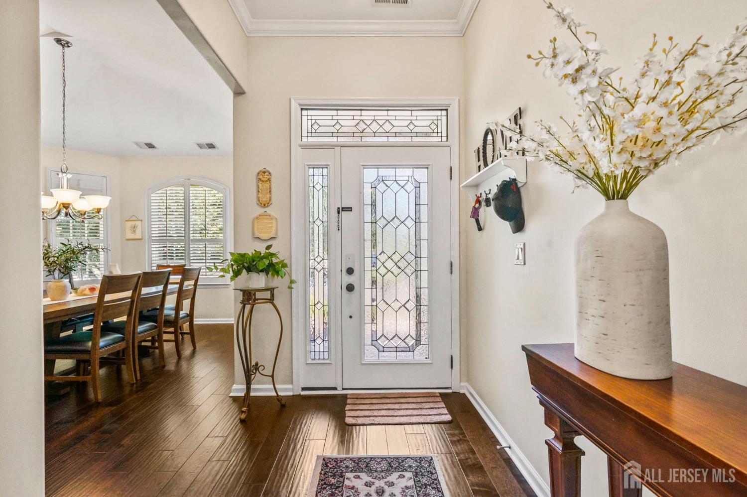 37 Vineyard Court Monroe NJ 08831