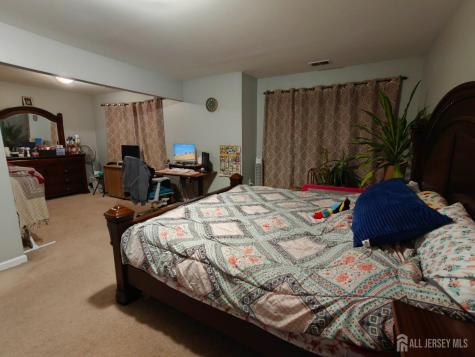 38 Vincent Behan Boulevard Edison NJ 08837