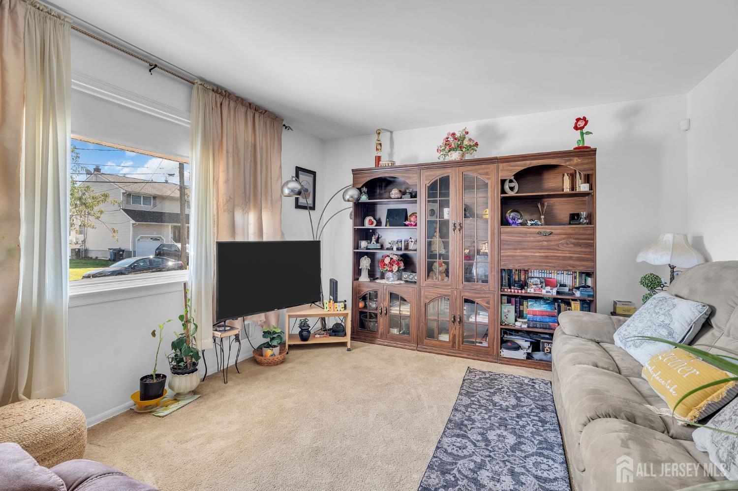 12 Emma Place Piscataway NJ 08854