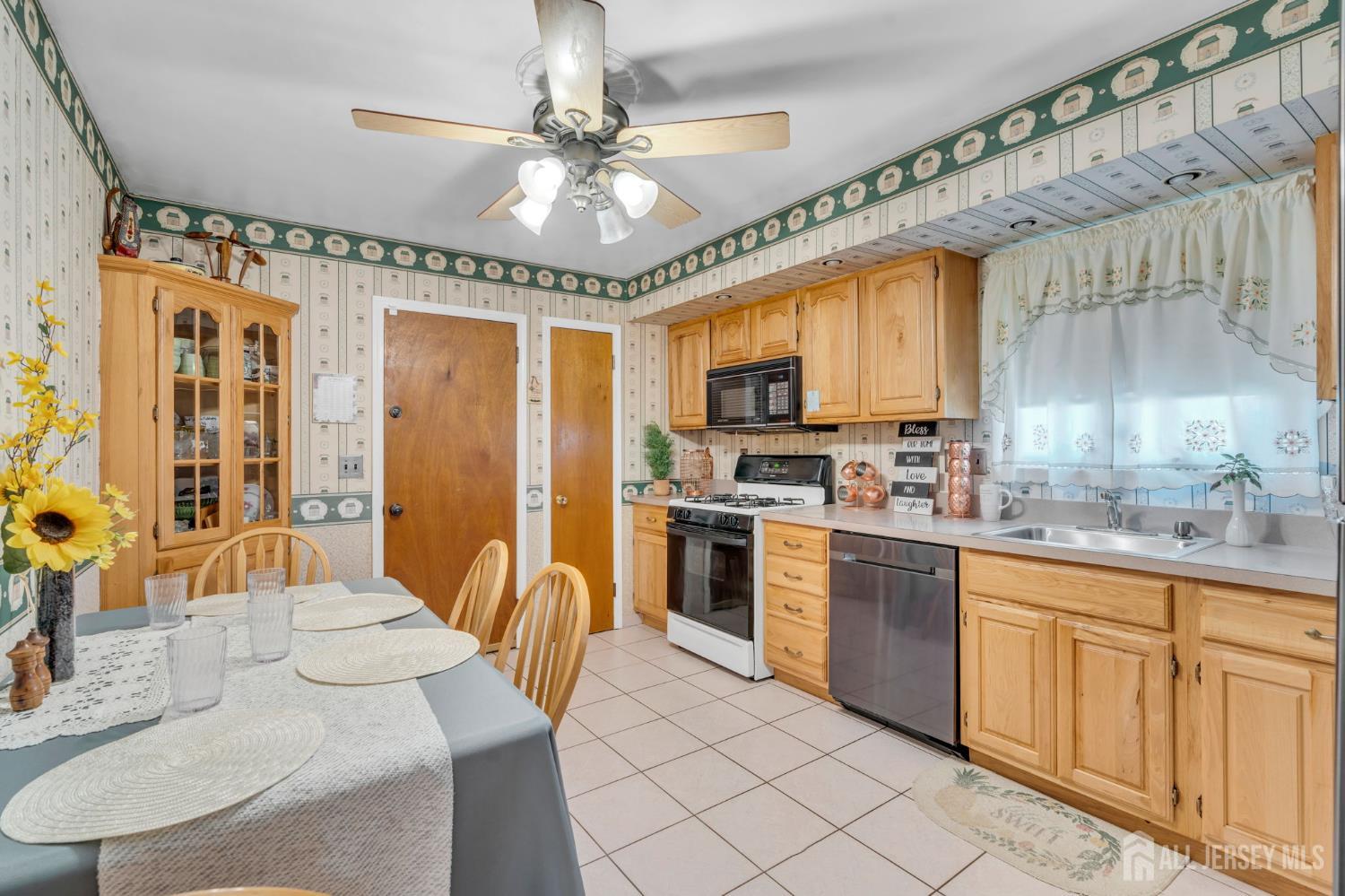 12 Emma Place Piscataway NJ 08854