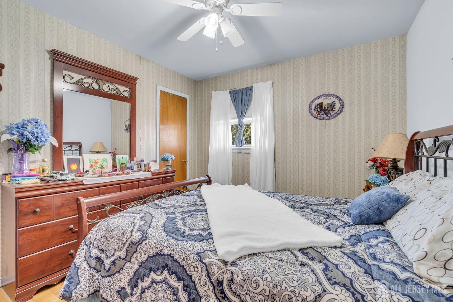 12 Emma Place Piscataway NJ 08854