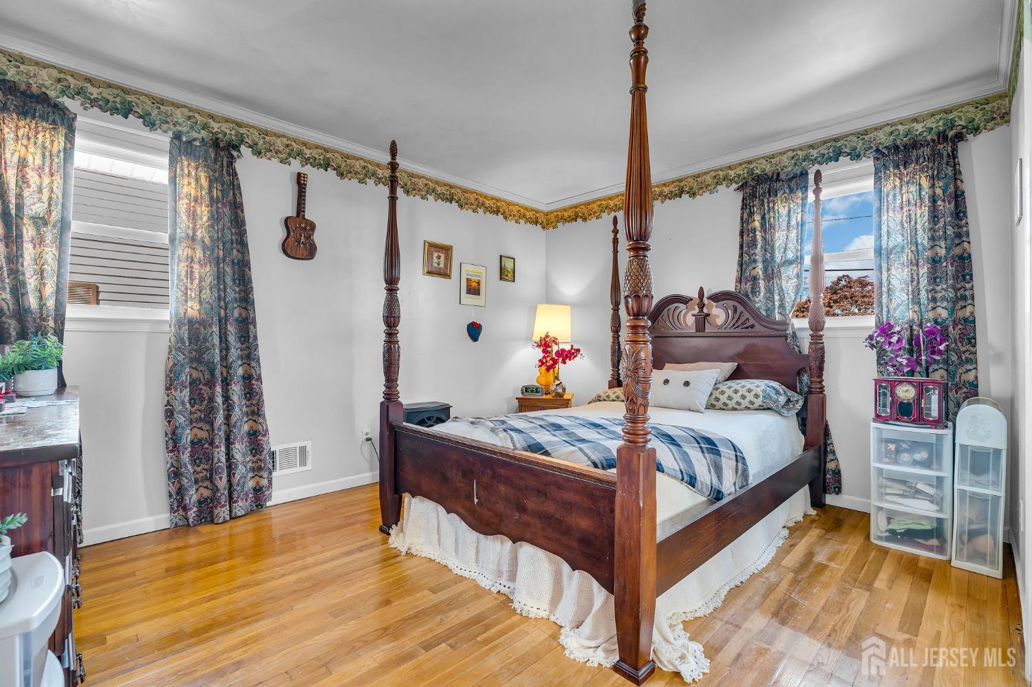 12 Emma Place Piscataway NJ 08854