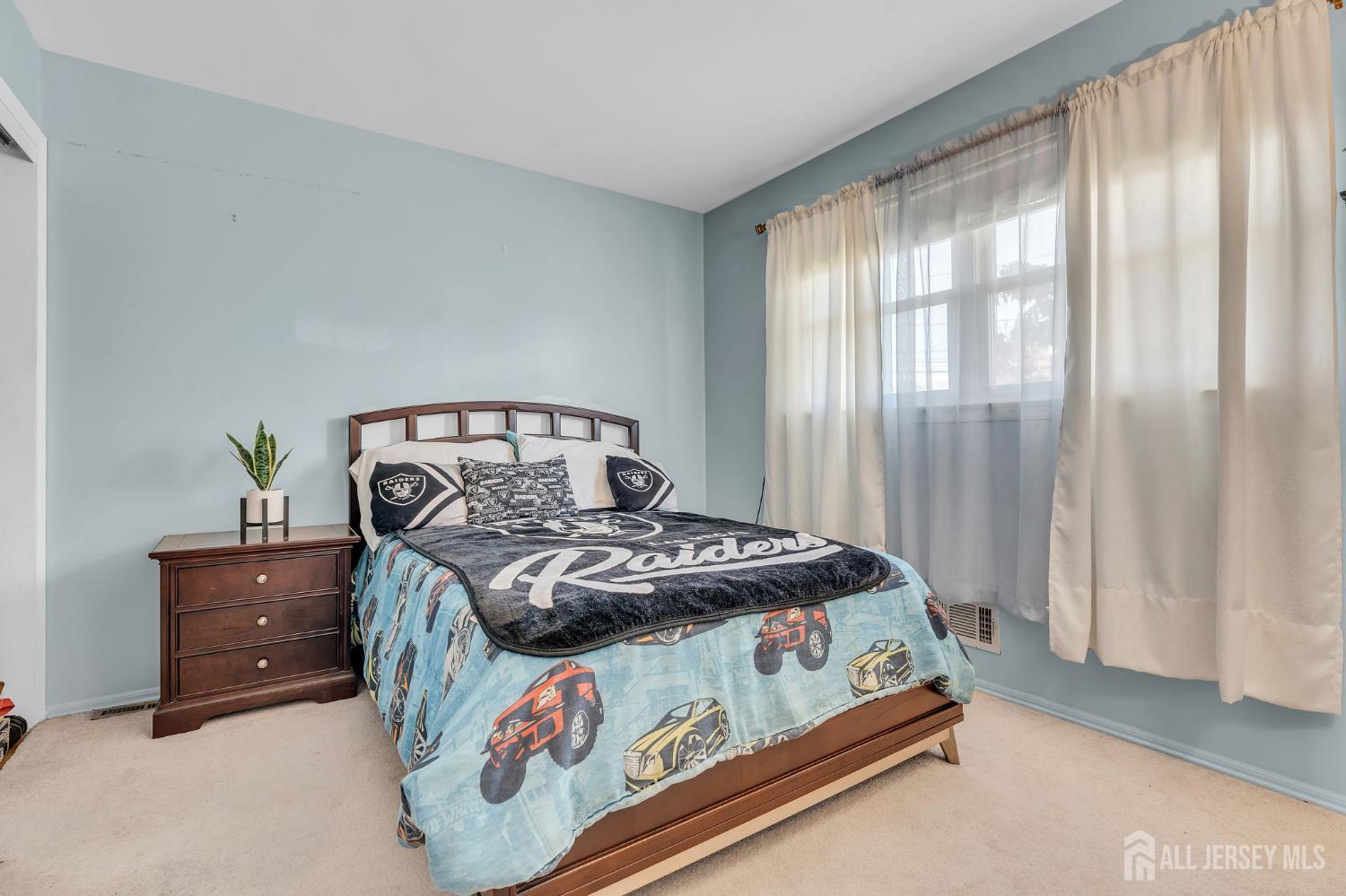 12 Emma Place Piscataway NJ 08854