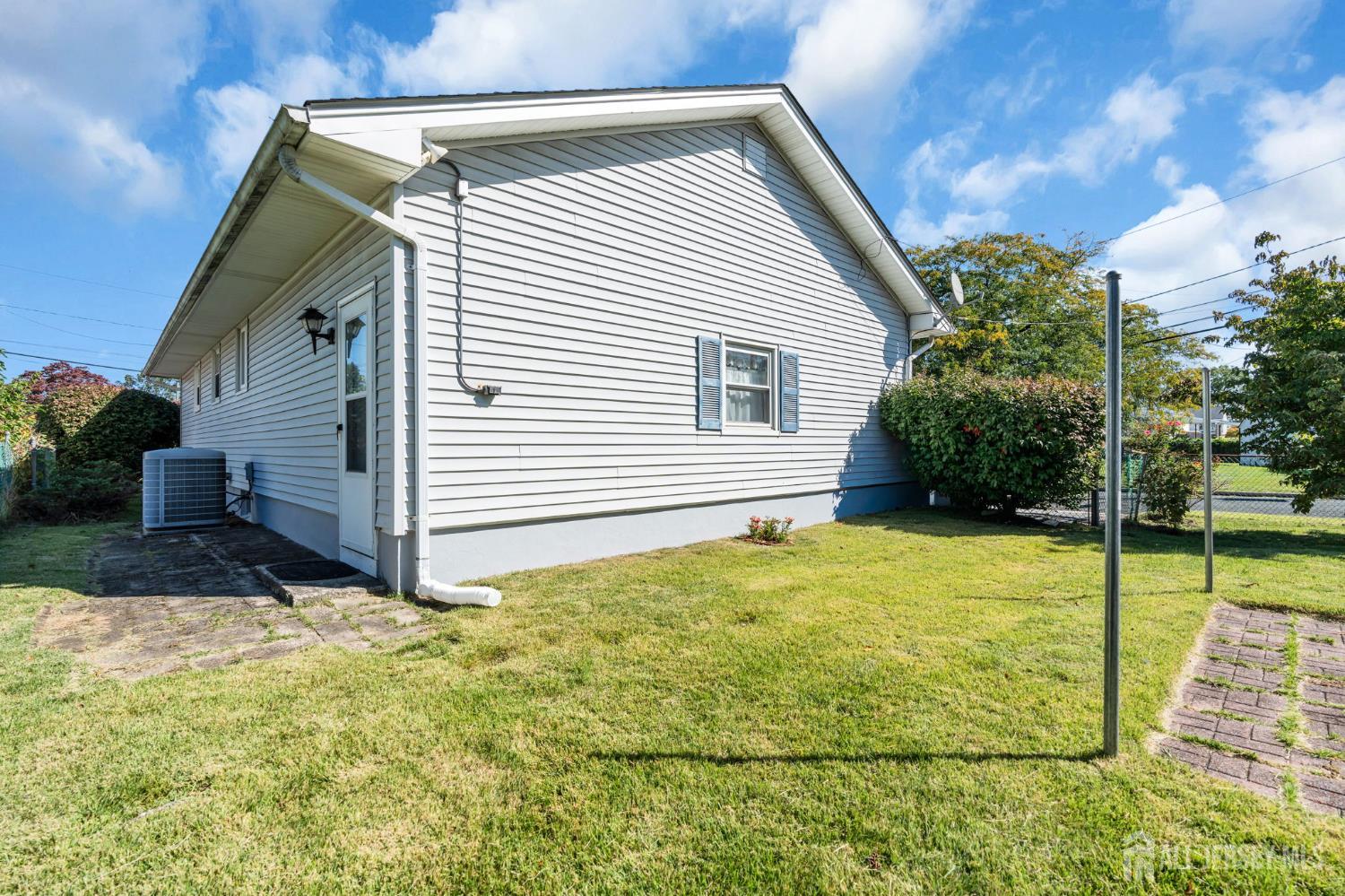 12 Emma Place Piscataway NJ 08854
