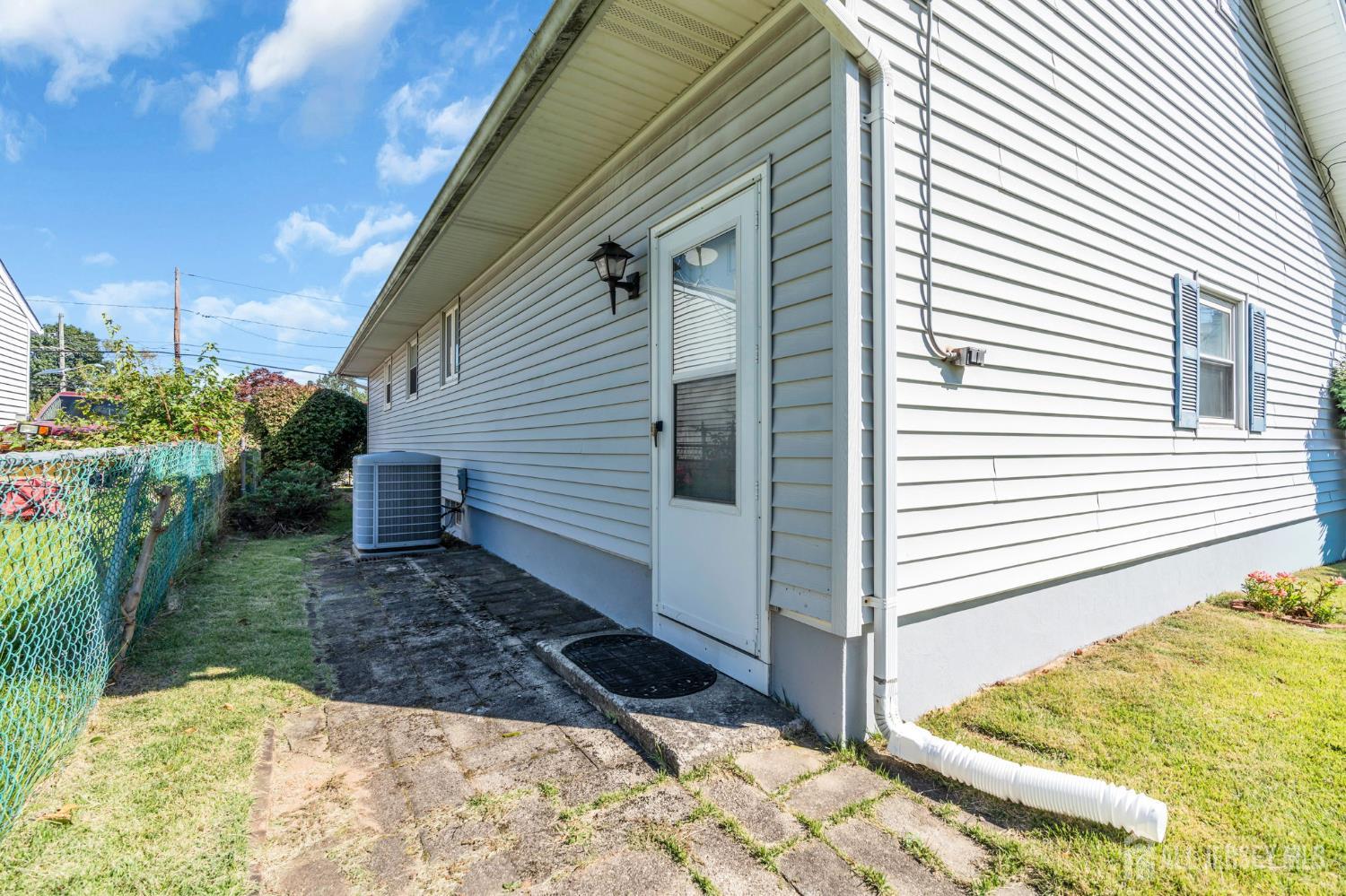 12 Emma Place Piscataway NJ 08854