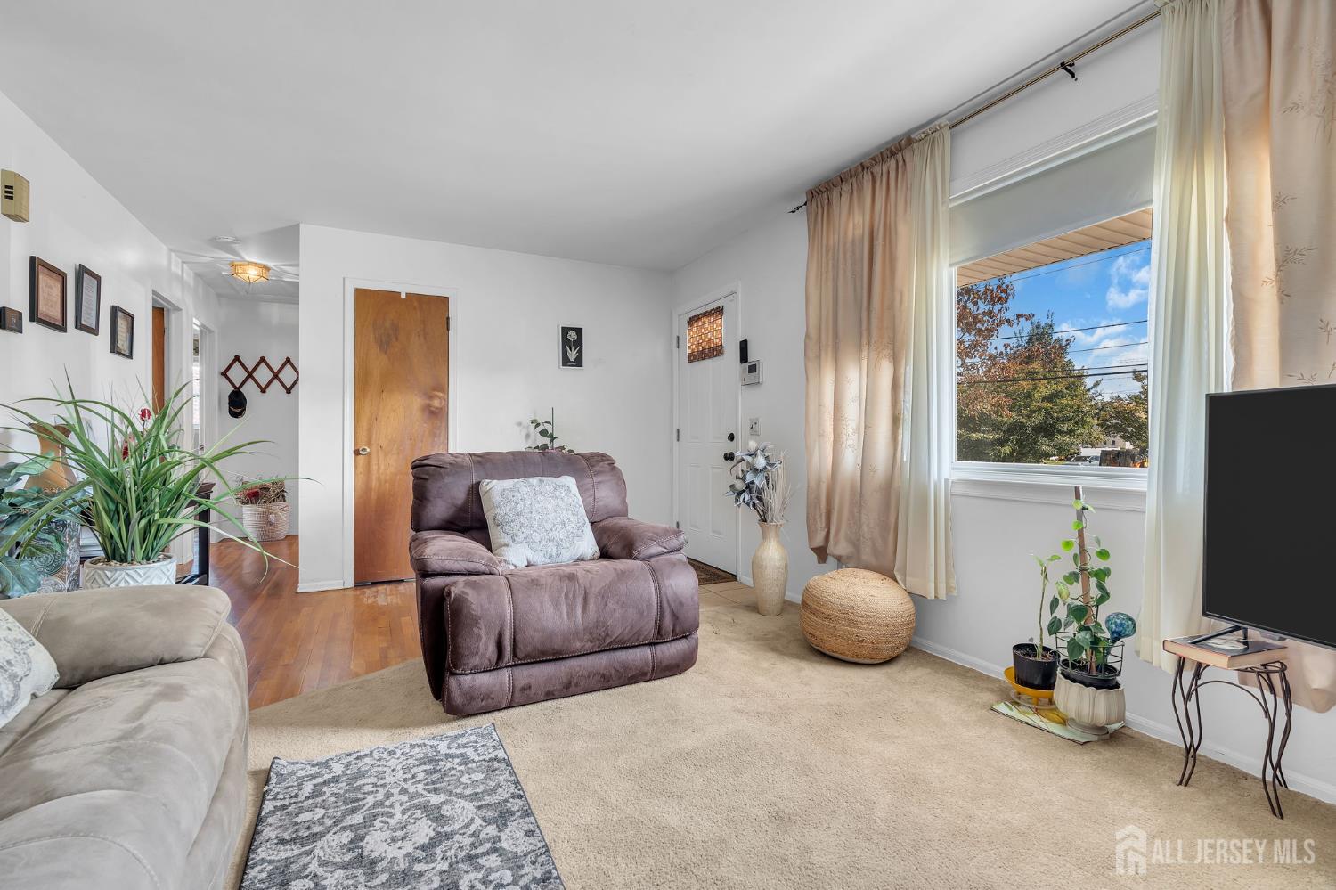 12 Emma Place Piscataway NJ 08854