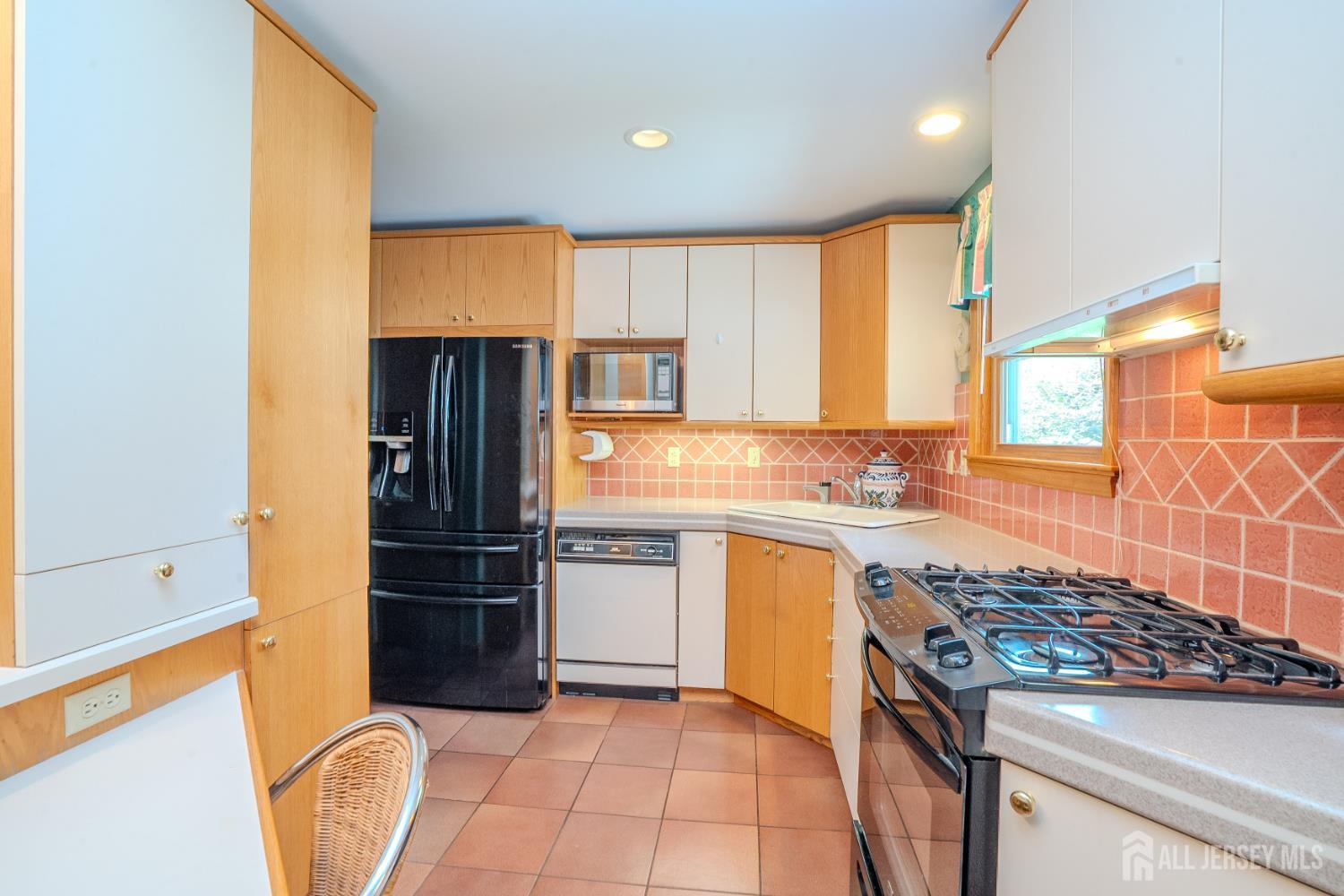 2215 Polk Avenue North Brunswick NJ 08902