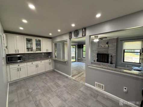 9 Hoffman Court East Brunswick NJ 08816