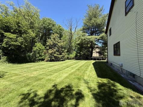 9 Hoffman Court East Brunswick NJ 08816