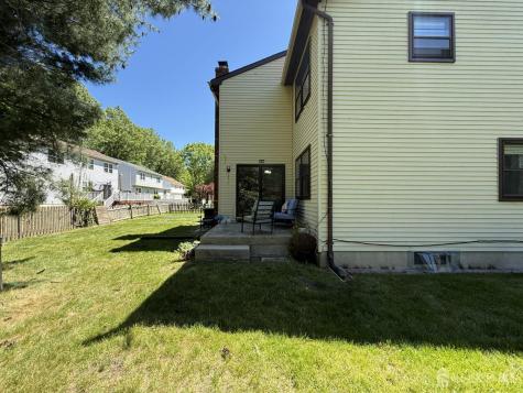 9 Hoffman Court East Brunswick NJ 08816