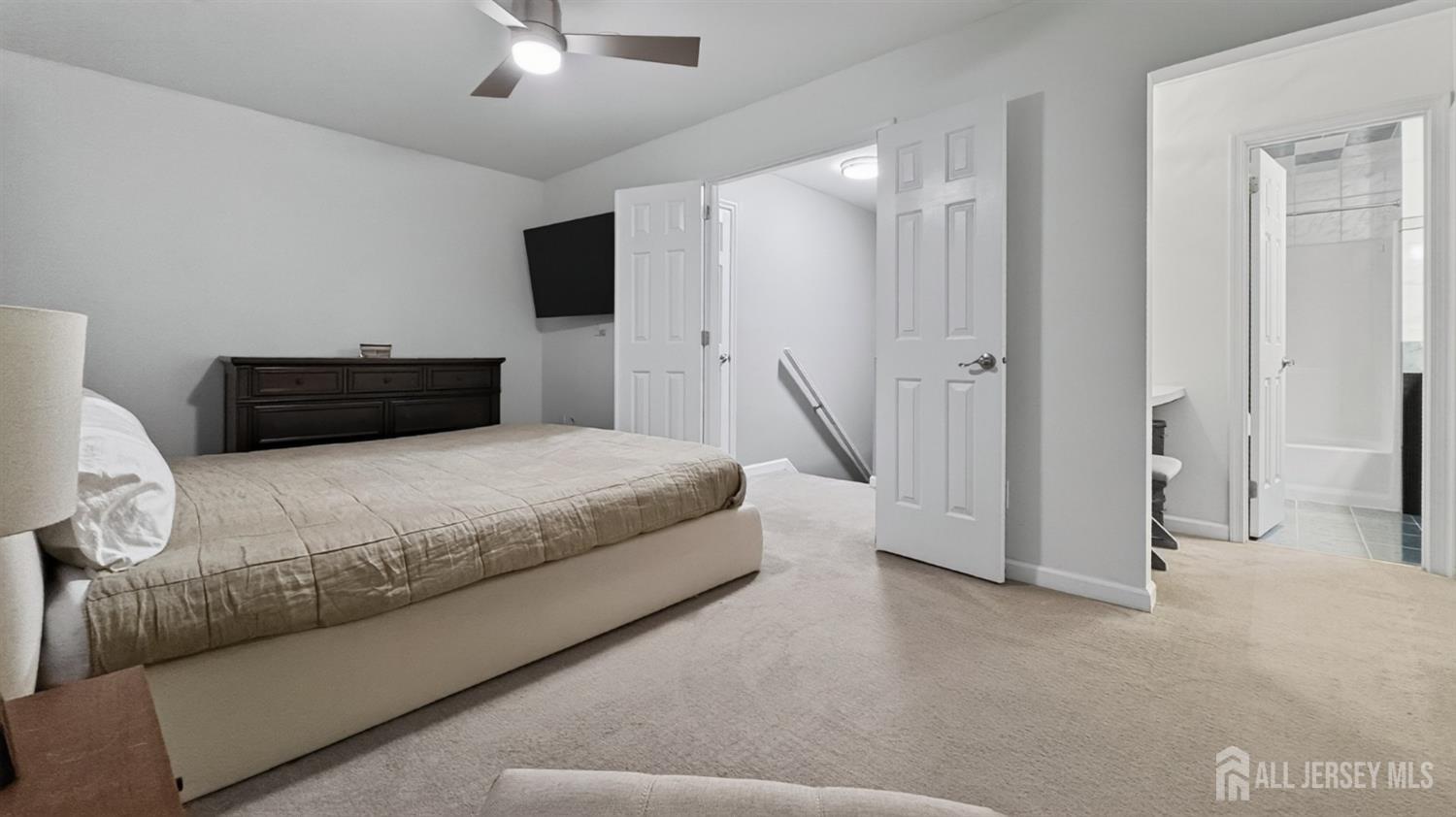 2 Mystic Court Sayreville NJ 08872
