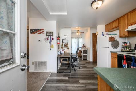 204 E Lakeshore Drive E Pemberton Twp NJ 08015