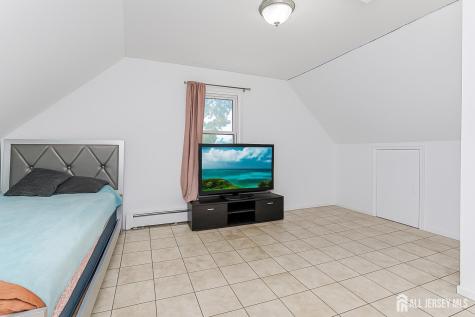 47 Willry Street Woodbridge Proper NJ 07095