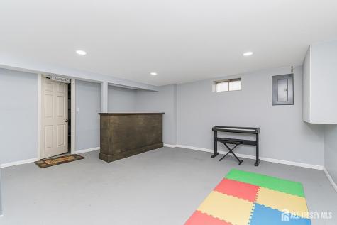 47 Willry Street Woodbridge Proper NJ 07095
