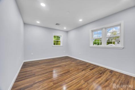 456 Girard Avenue Franklin Twsp NJ 08873