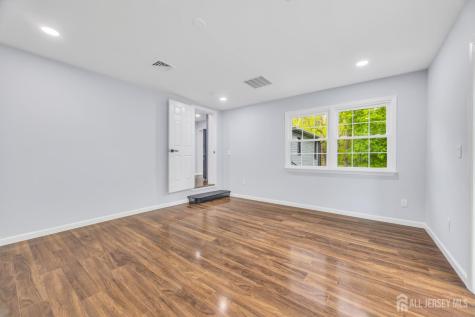 456 Girard Avenue Franklin Twsp NJ 08873