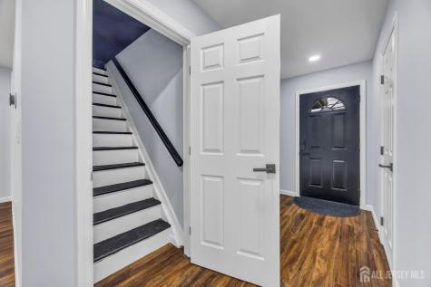 456 Girard Avenue Franklin Twsp NJ 08873