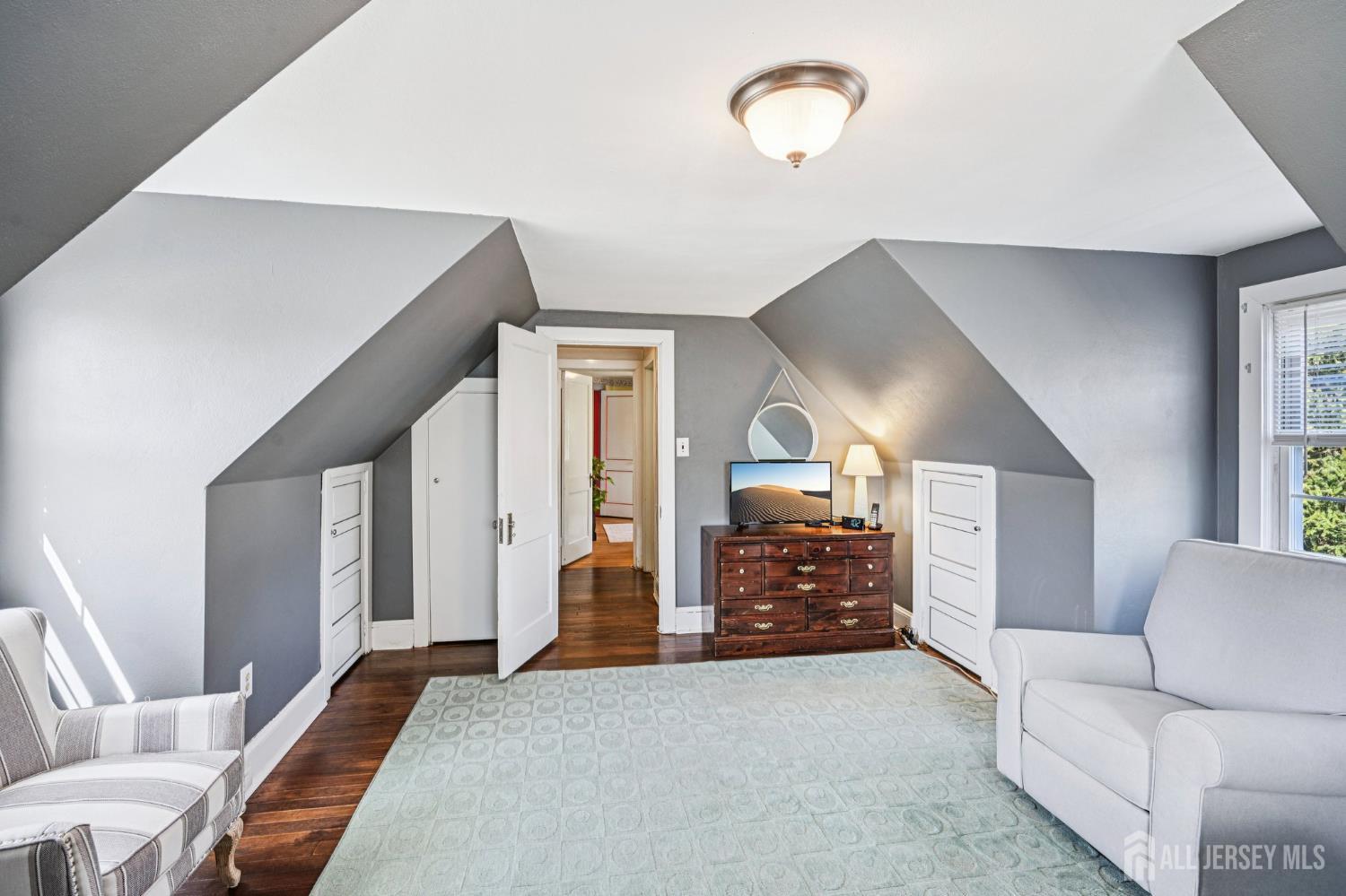 644 Parkway Avenue Ewing NJ 08618