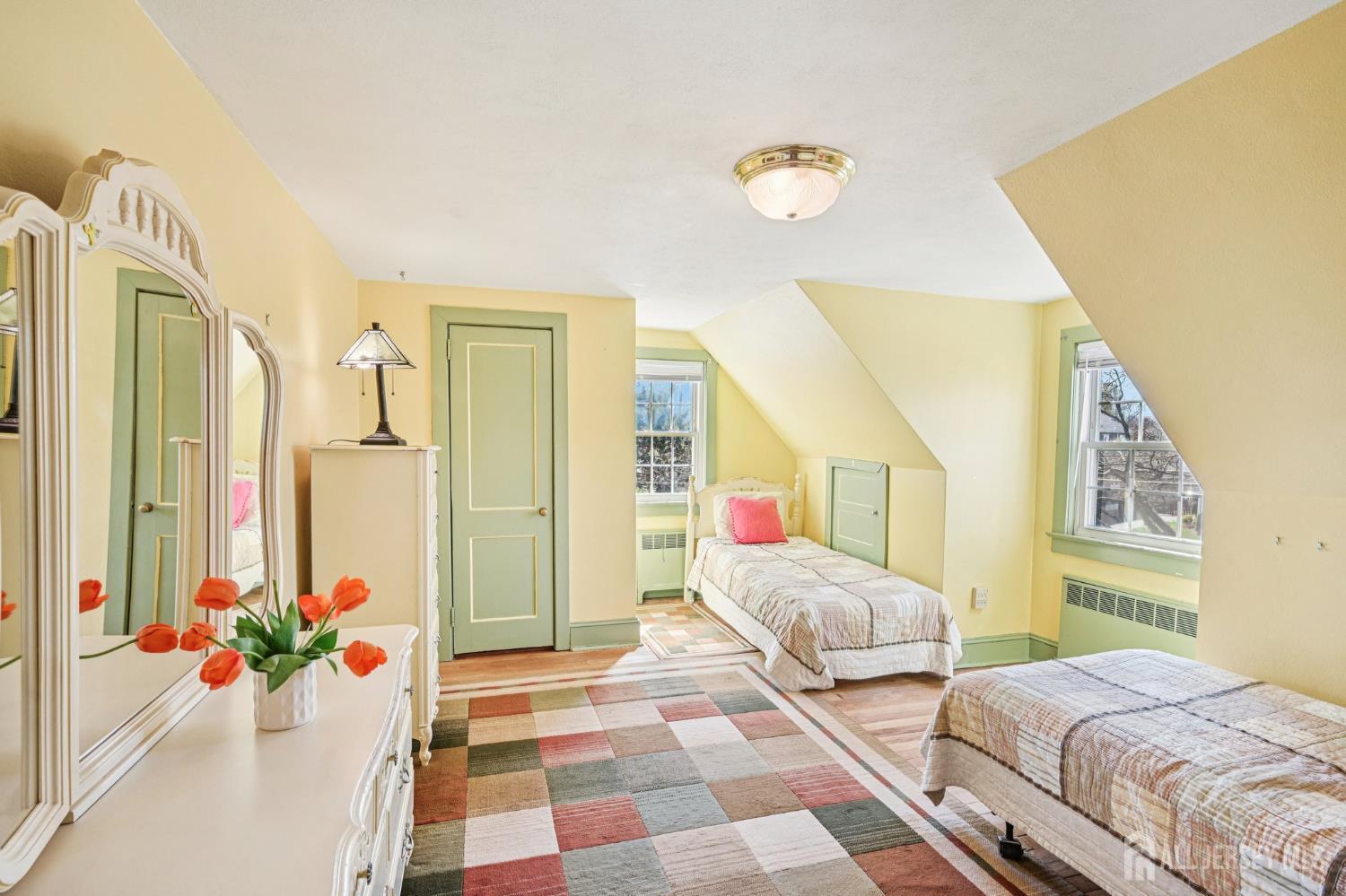 644 Parkway Avenue Ewing NJ 08618