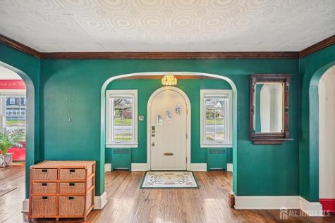 644 Parkway Avenue Ewing NJ 08618