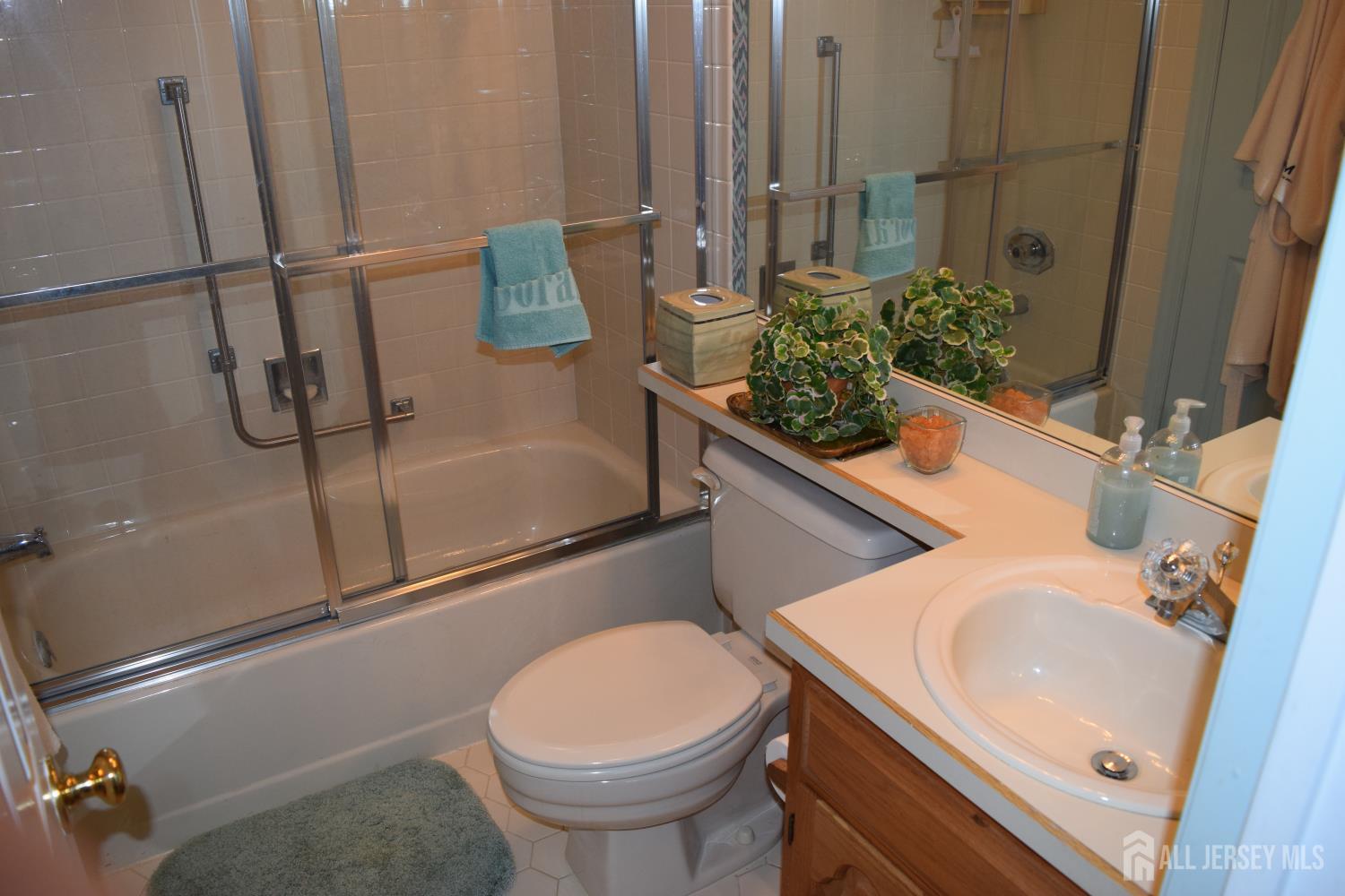 42 Rutland Lane Monroe NJ 08831