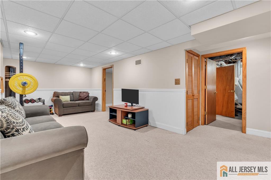 8 Highview Road East Brunswick NJ 08816