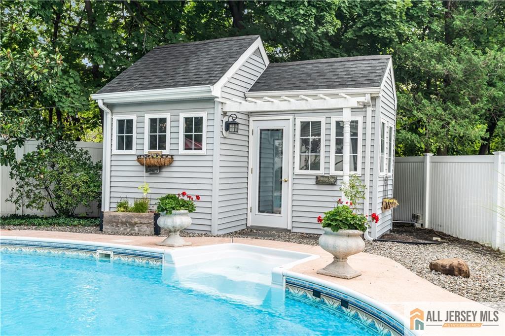 8 Highview Road East Brunswick NJ 08816