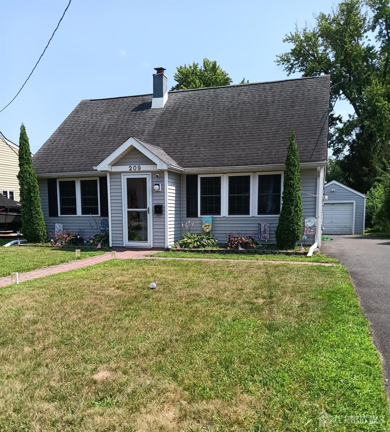 209 Eaton Avenue Trenton NJ 08619