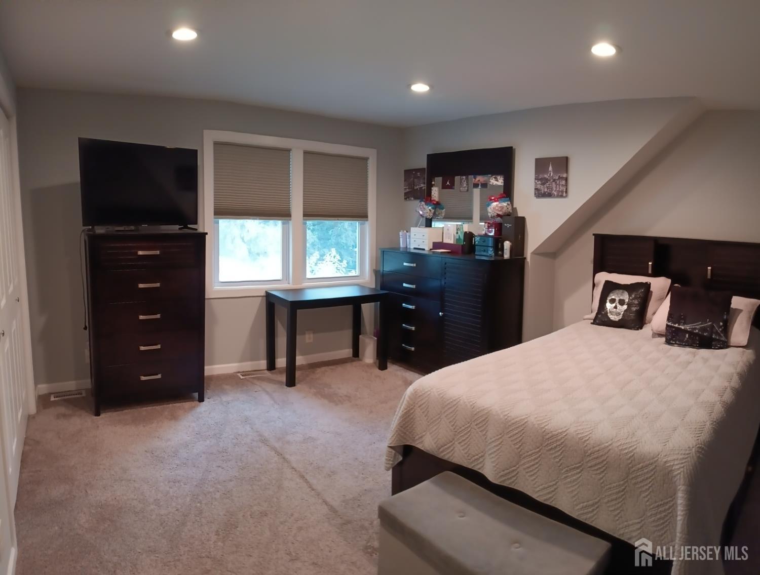 209 Eaton Avenue Trenton NJ 08619