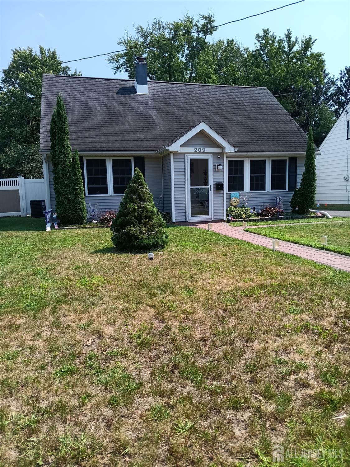 209 Eaton Avenue Trenton NJ 08619