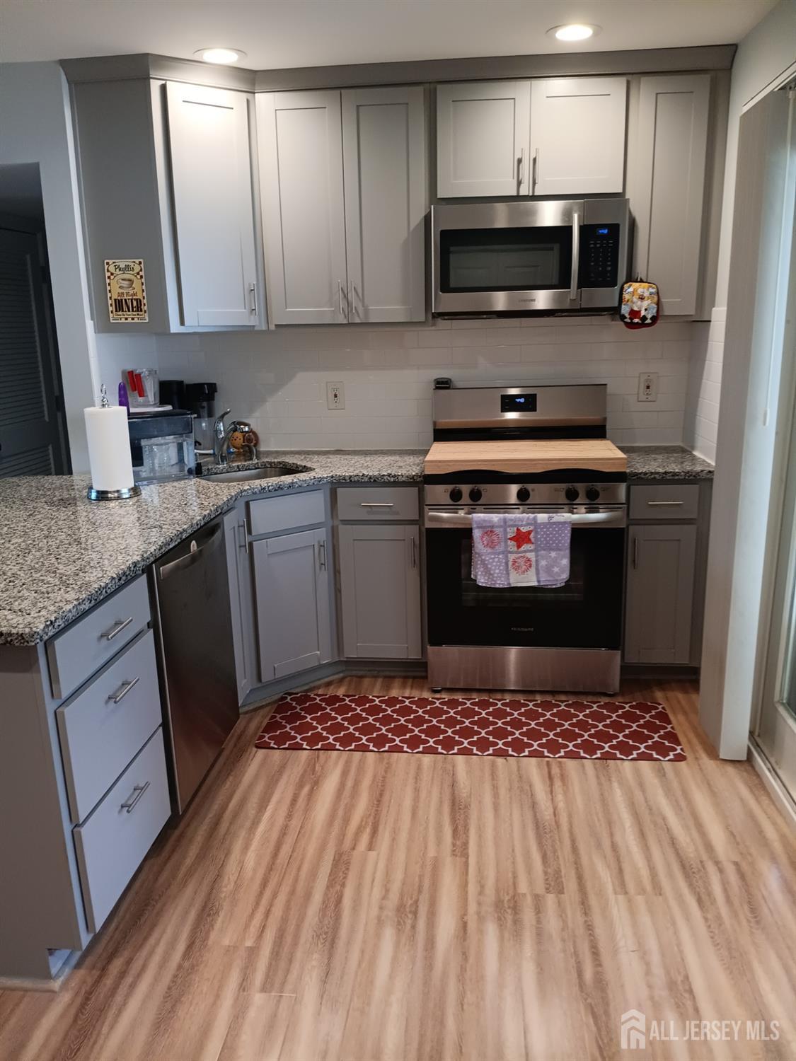 209 Eaton Avenue Trenton NJ 08619