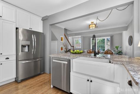 70 Berkley Avenue Colonia NJ 07067
