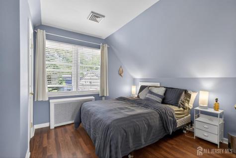 70 Berkley Avenue Colonia NJ 07067