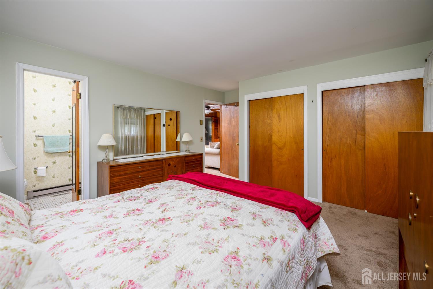 136 Roberts Avenue Piscataway NJ 08854