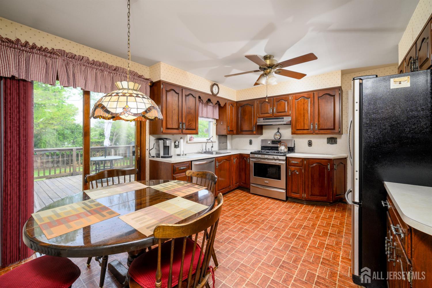 136 Roberts Avenue Piscataway NJ 08854