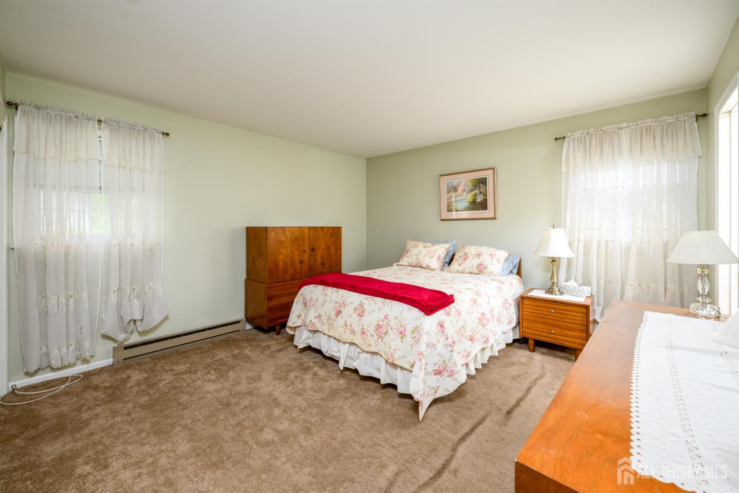 136 Roberts Avenue Piscataway NJ 08854