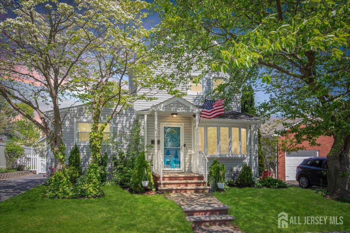 613 Maplewood Avenue Roselle Park NJ 07204