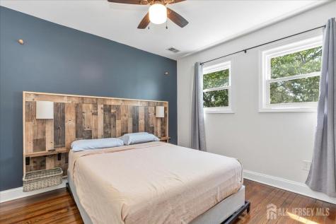 613 Maplewood Avenue Roselle Park NJ 07204