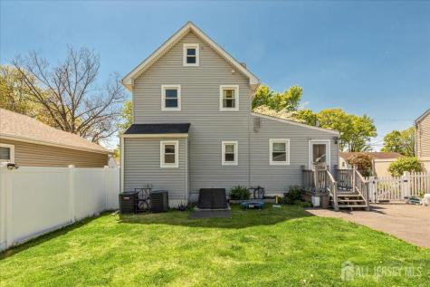613 Maplewood Avenue Roselle Park NJ 07204