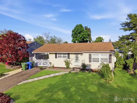 116 Kendall Drive Sayreville NJ 08859