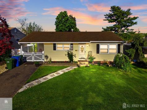 116 Kendall Drive Sayreville NJ 08859