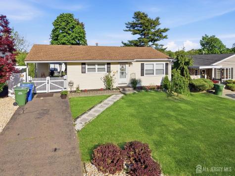116 Kendall Drive Sayreville NJ 08859
