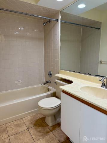 809 Woodhaven Drive Edison NJ 08817