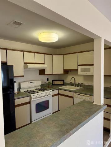 809 Woodhaven Drive Edison NJ 08817