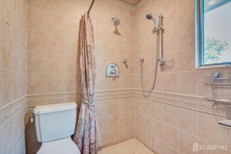1453 Tooz Place South Plainfield NJ 07080