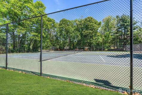 242 Perth Hill Court Aberdeen NJ 07747