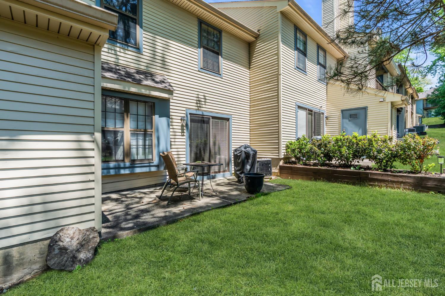 242 Perth Hill Court Aberdeen NJ 07747