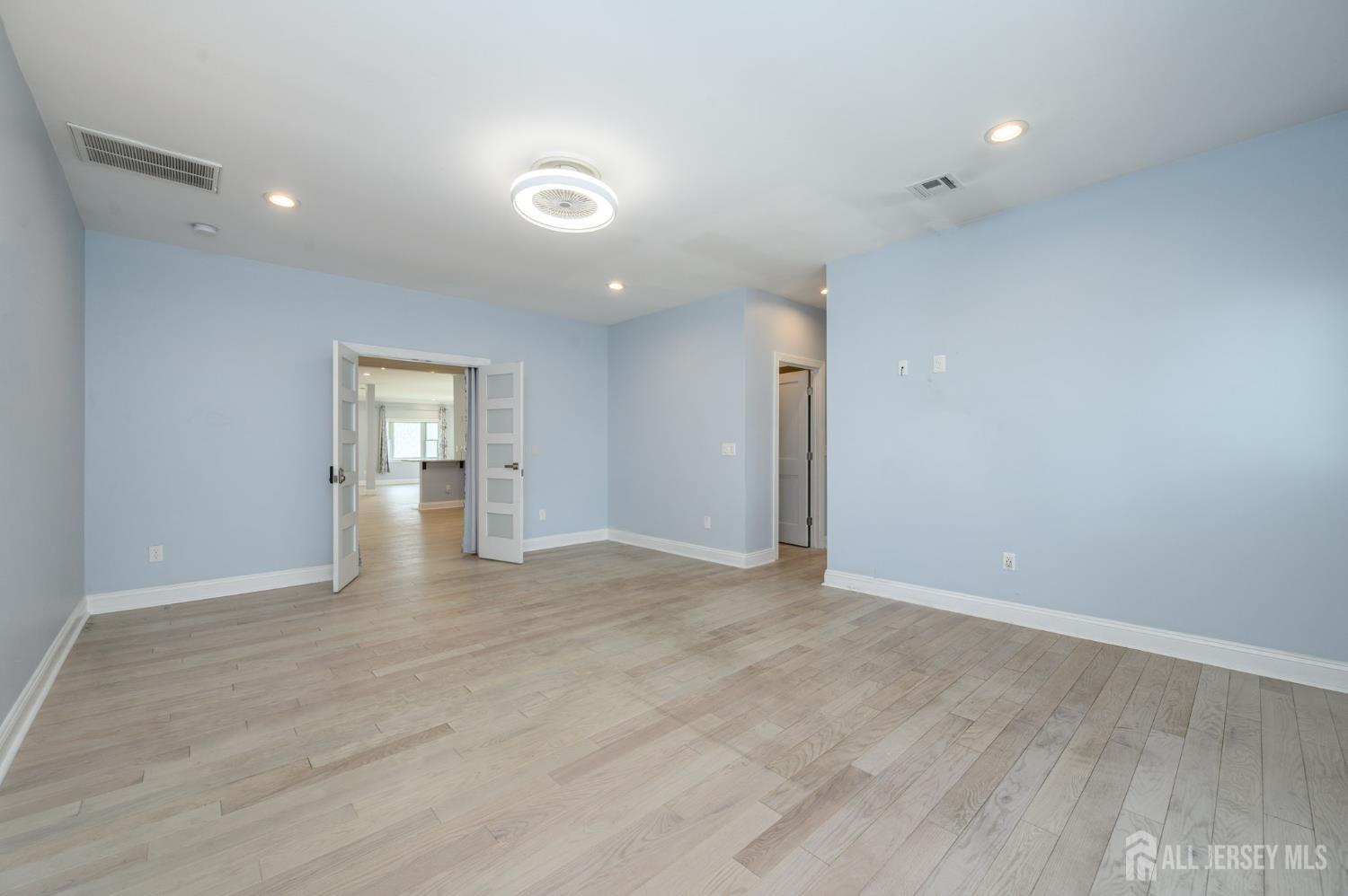 11 Brook Road South Brunswick NJ 08824